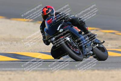 media/Oct-03-2022-Moto Forza (Mon) [[5f077a3730]]/Advanced Group/Session 2 (Turn 10)/